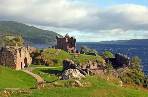 Day 6: Isle Of Skye — Tour Urquhart Castle, Travel to Isle of Skye & Glass Bottom Boat Trip