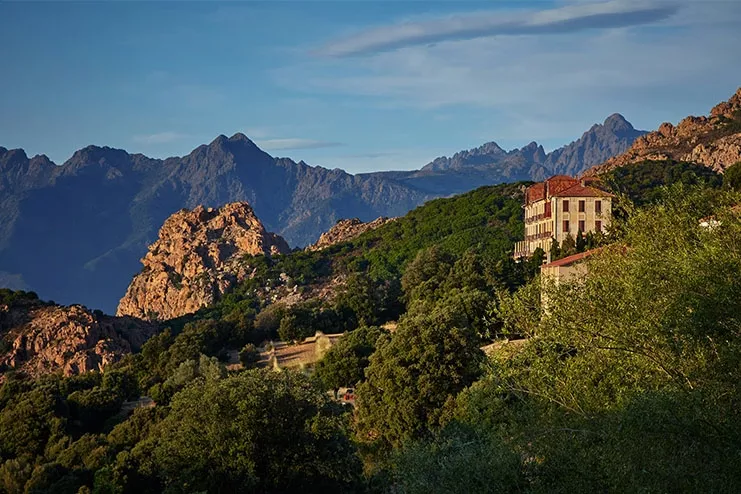 Day 2: Walking tour from Piana