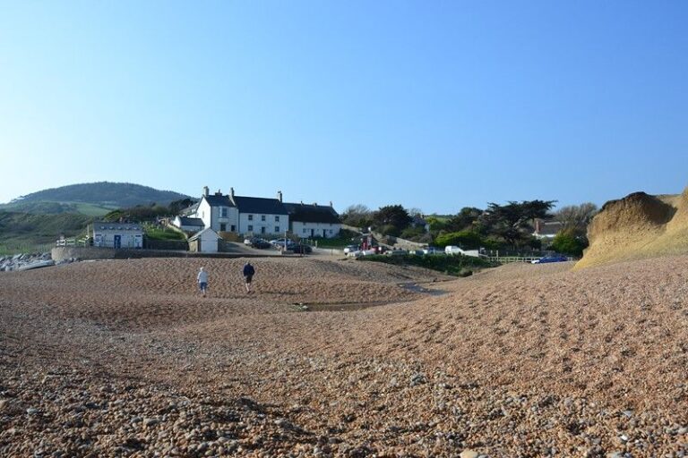 Day 2: Lyme Regis - West Bay