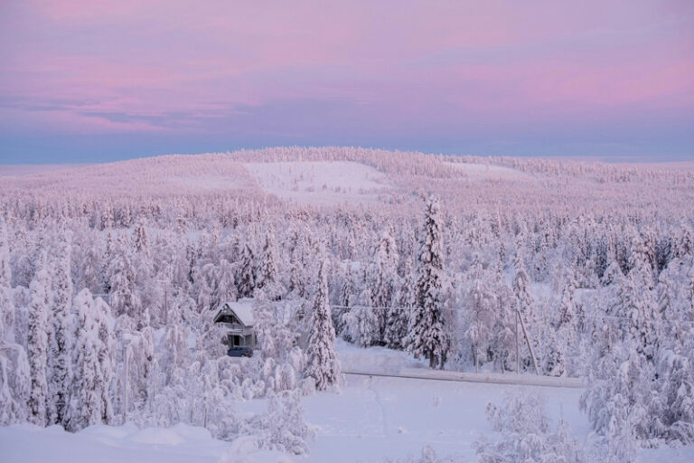 Overnight train from Luleå to Stockholm through Swedish Lapland in winter